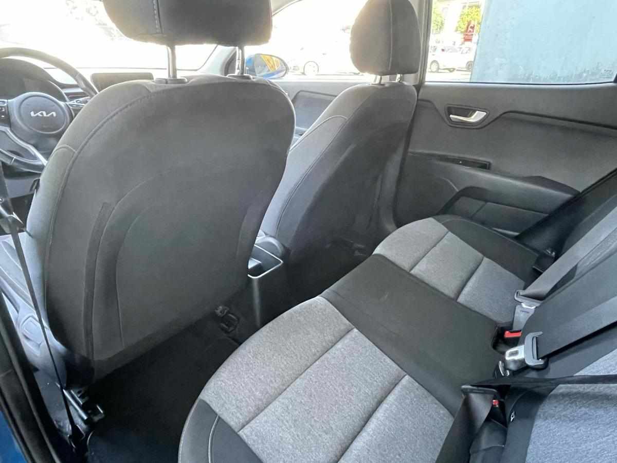kia-stonic-1-2-84cv-2022-gasolina-1197cc