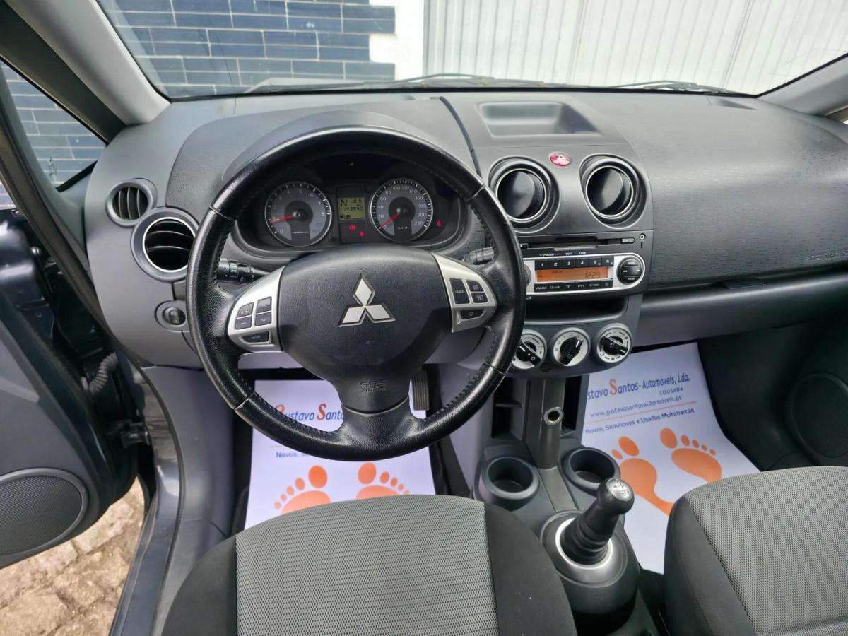 mitsubishi-colt-2013-gasolina-1332cc
