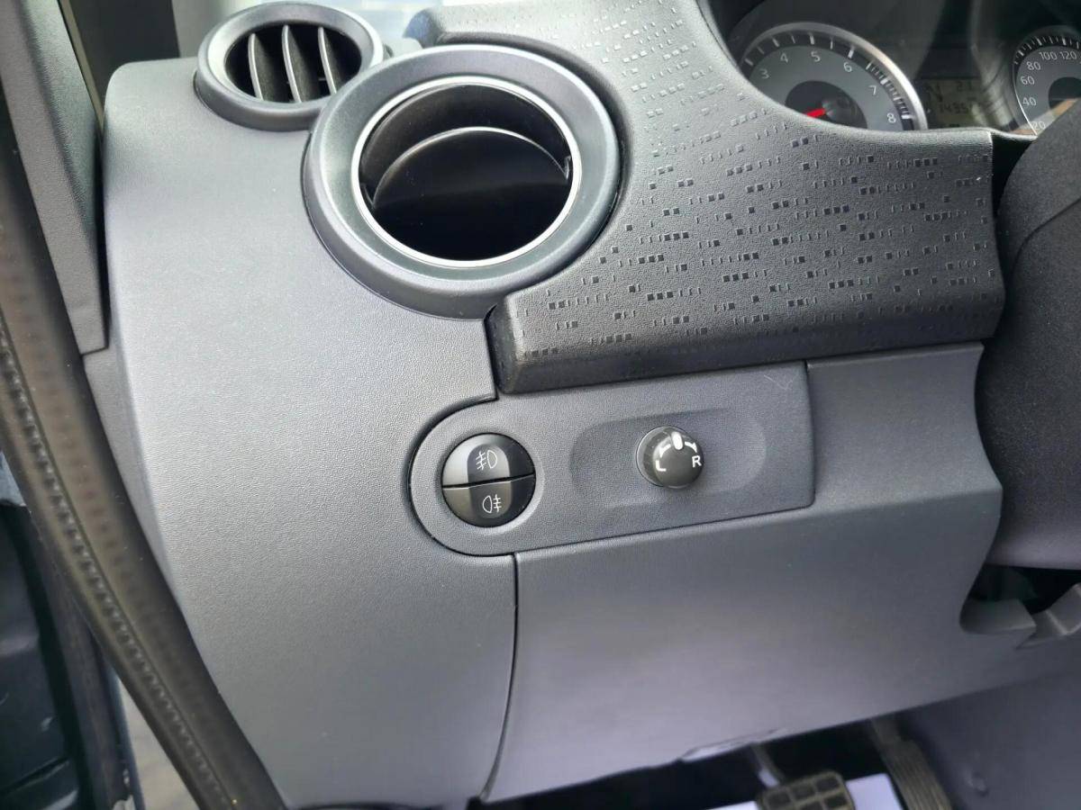 mitsubishi-colt-2013-gasolina-1332cc