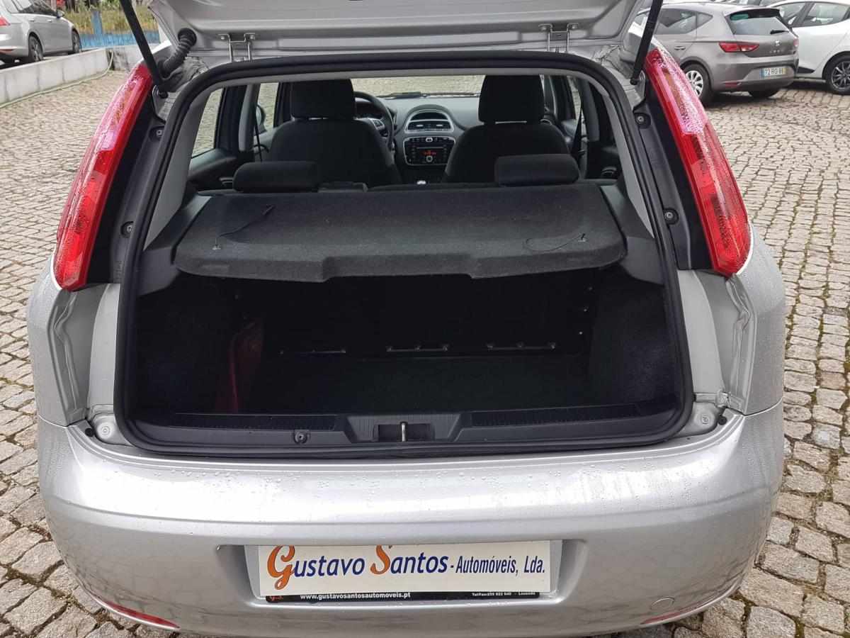 fiat-punto-1-2-ss-2018-gasolina-1242cc