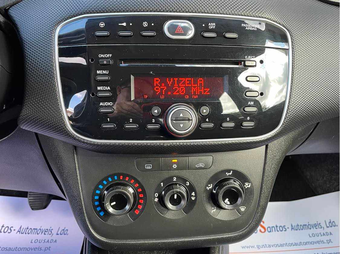 fiat-punto-1-2-ss-2018-gasolina-1242cc