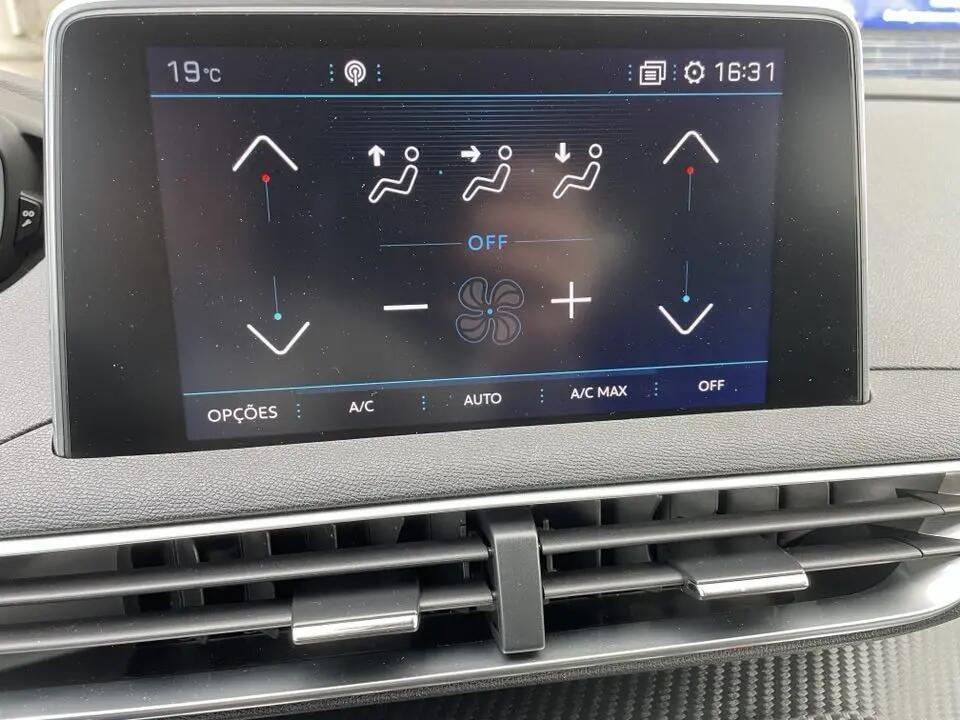 peugeot-3008-2018-diesel-1499cc