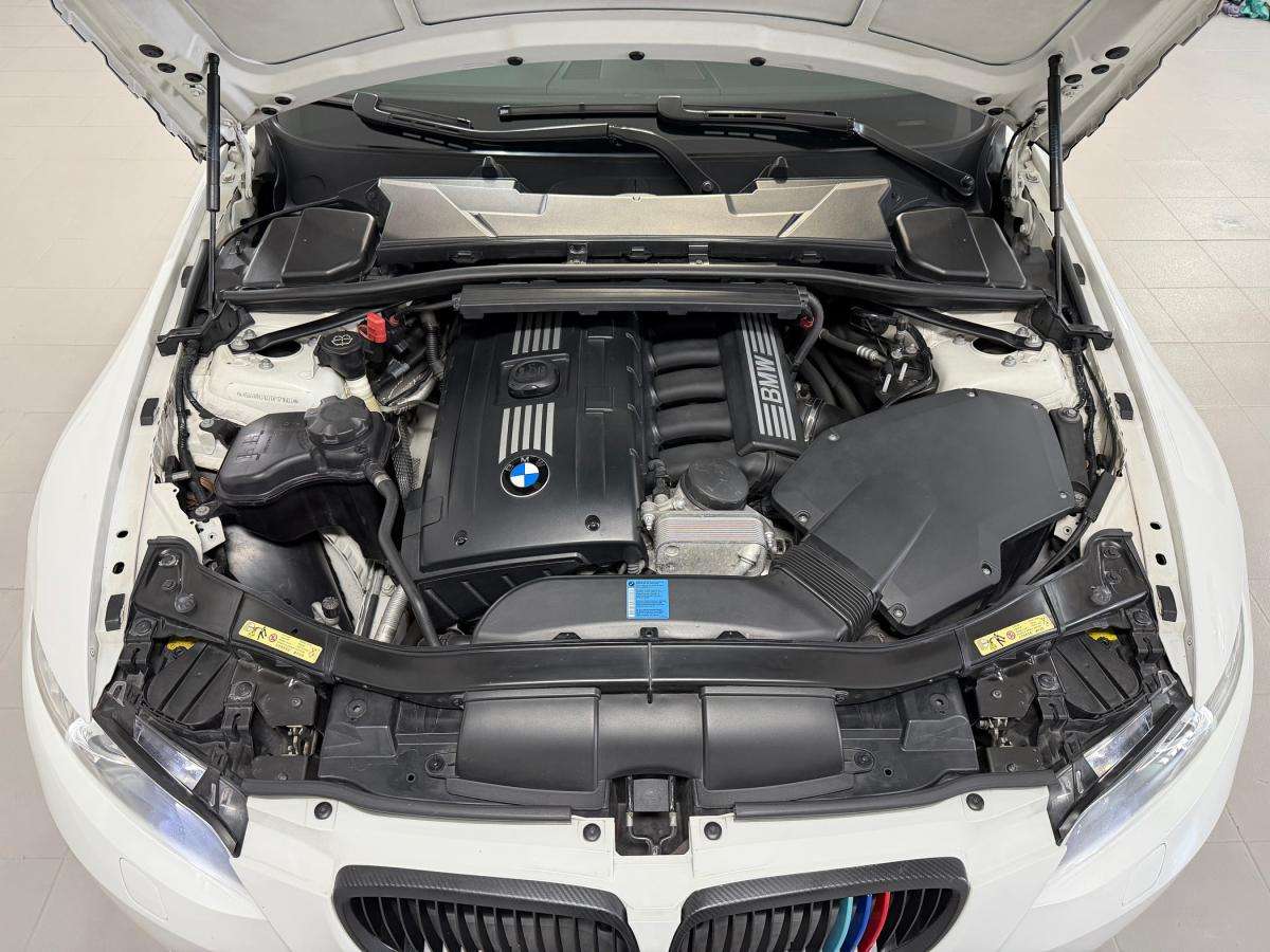 bmw-serie-3-2009-gasolina-2996cc