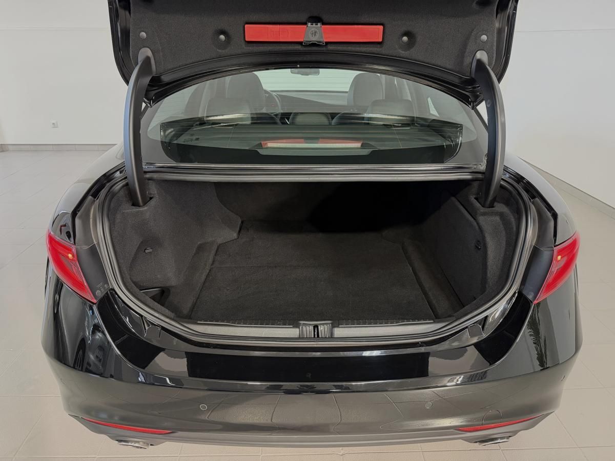 alfa-romeo-giulia-2020-diesel-2143cc