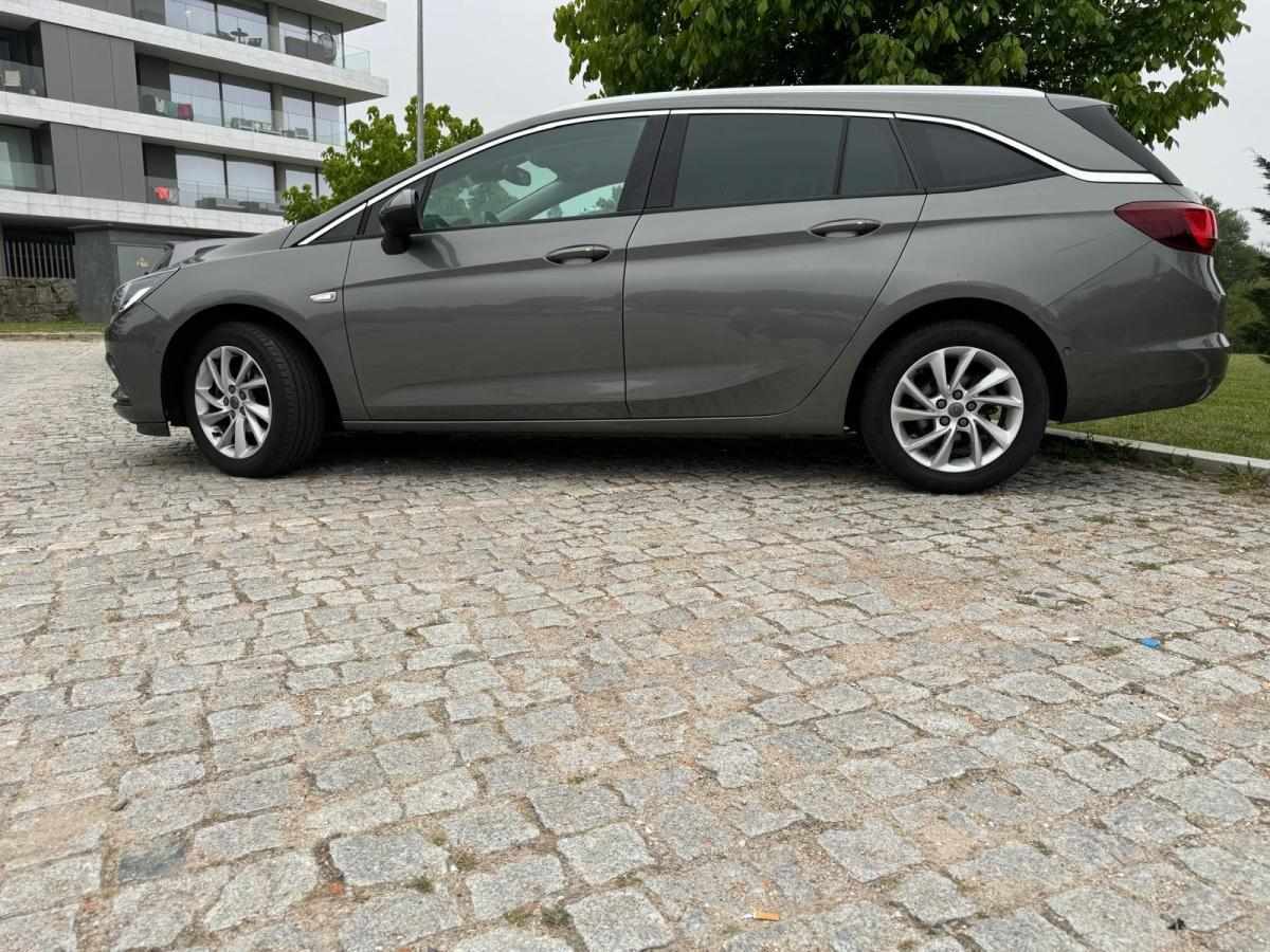 opel-astra-sport-tourer-2017-diesel-1598cc