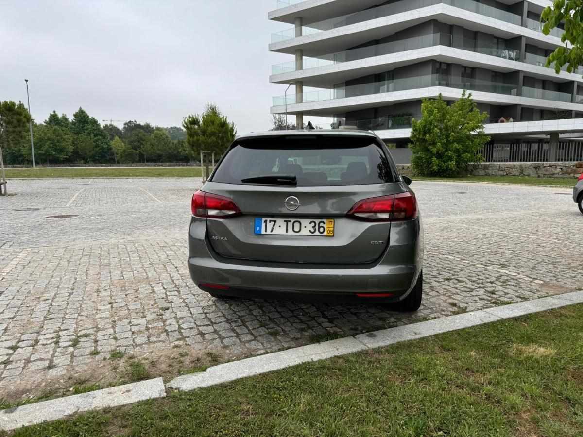 opel-astra-sport-tourer-2017-diesel-1598cc