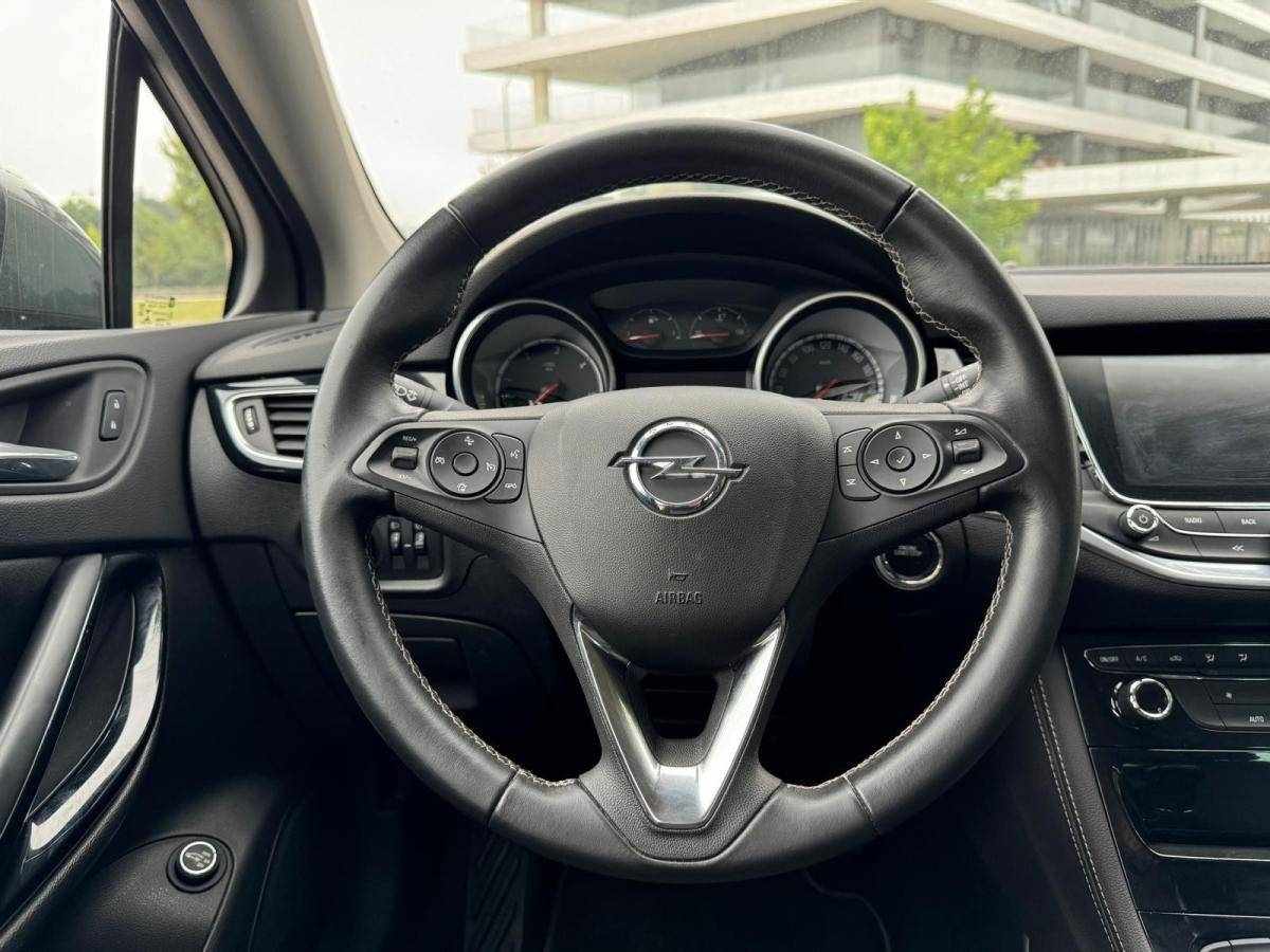 opel-astra-sport-tourer-2017-diesel-1598cc