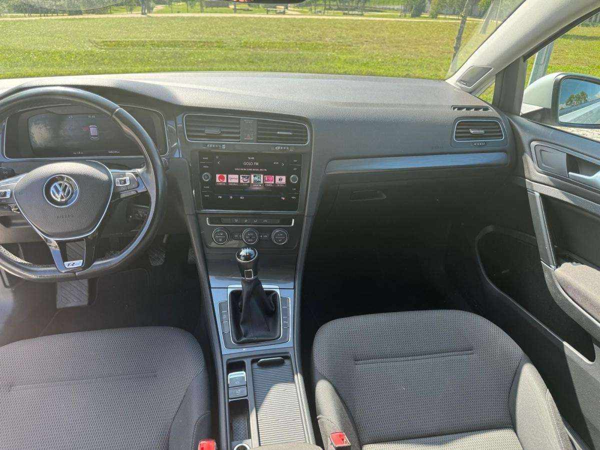 volkswagen-golf-2017-diesel-1598cc