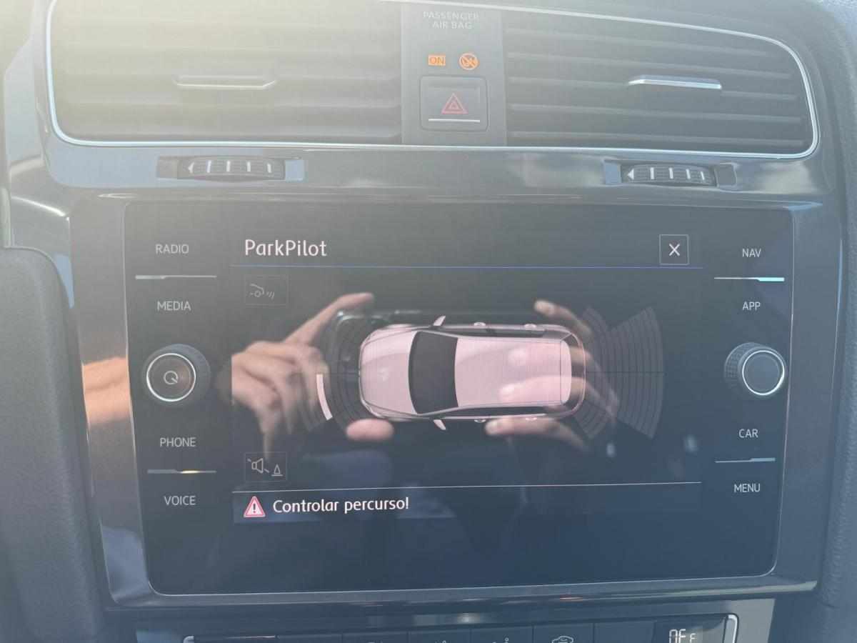 volkswagen-golf-2017-diesel-1598cc