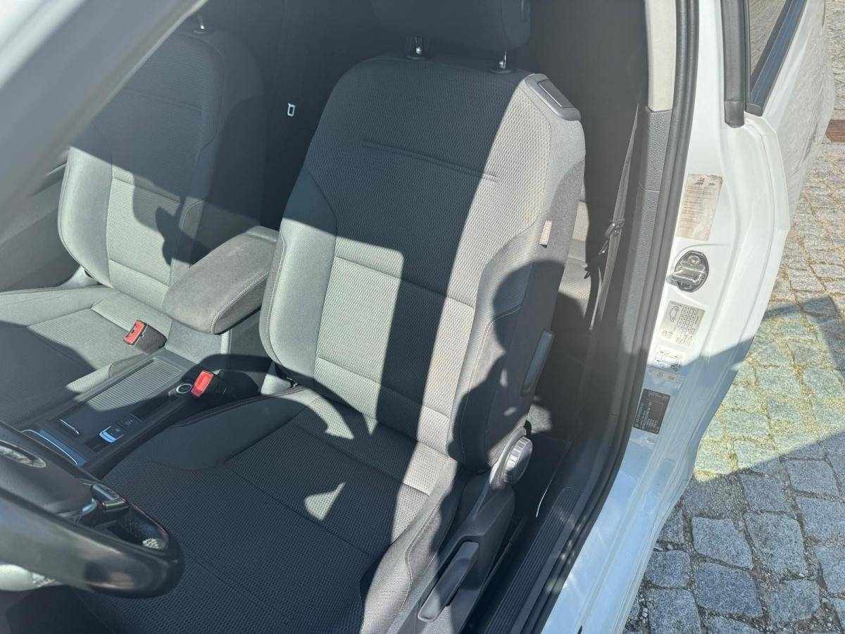 volkswagen-golf-2017-diesel-1598cc
