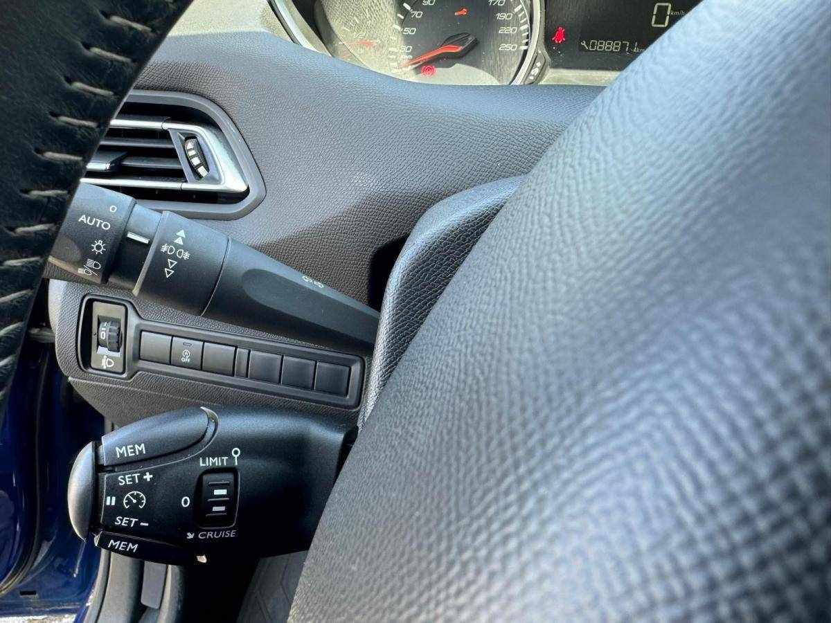 peugeot-308-2019-diesel-1499cc