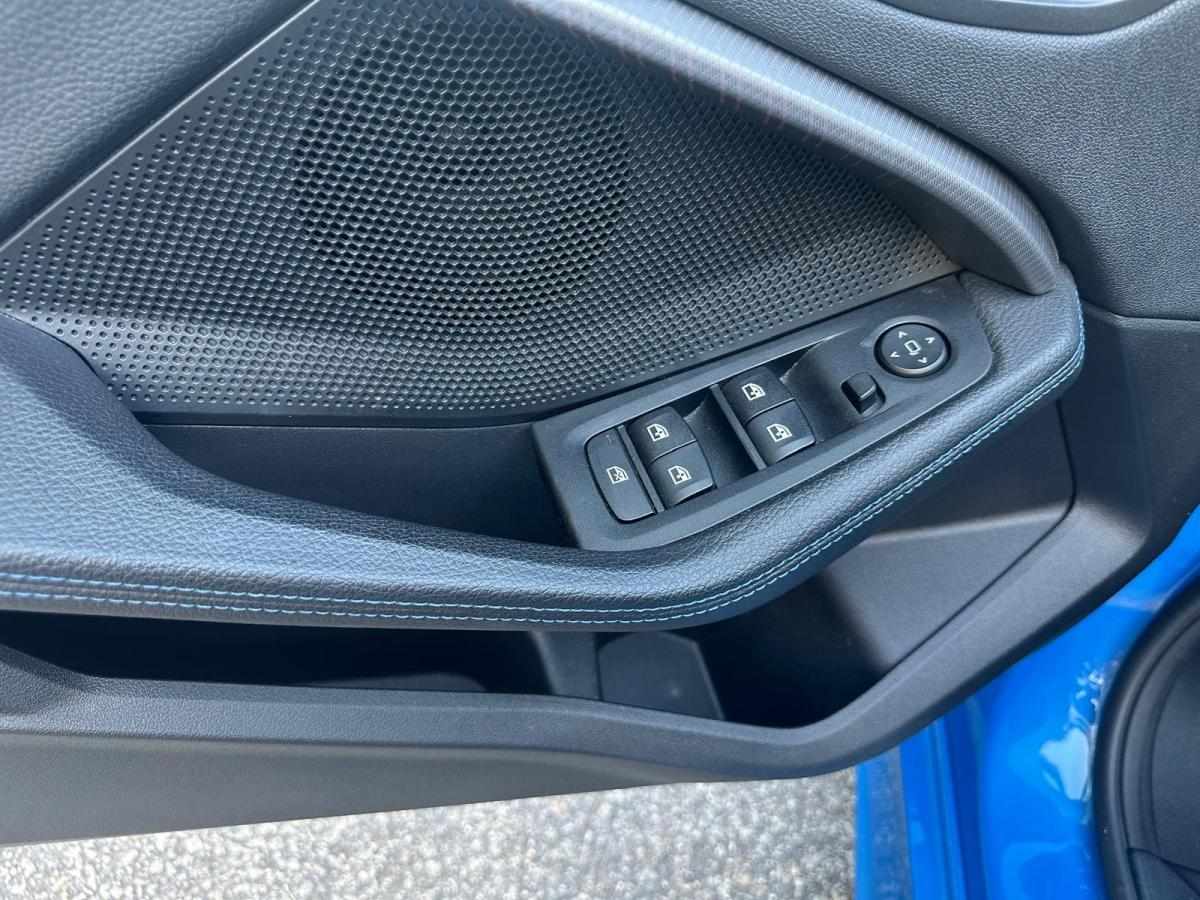 bmw-serie-1-2020-gasolina-1499cc