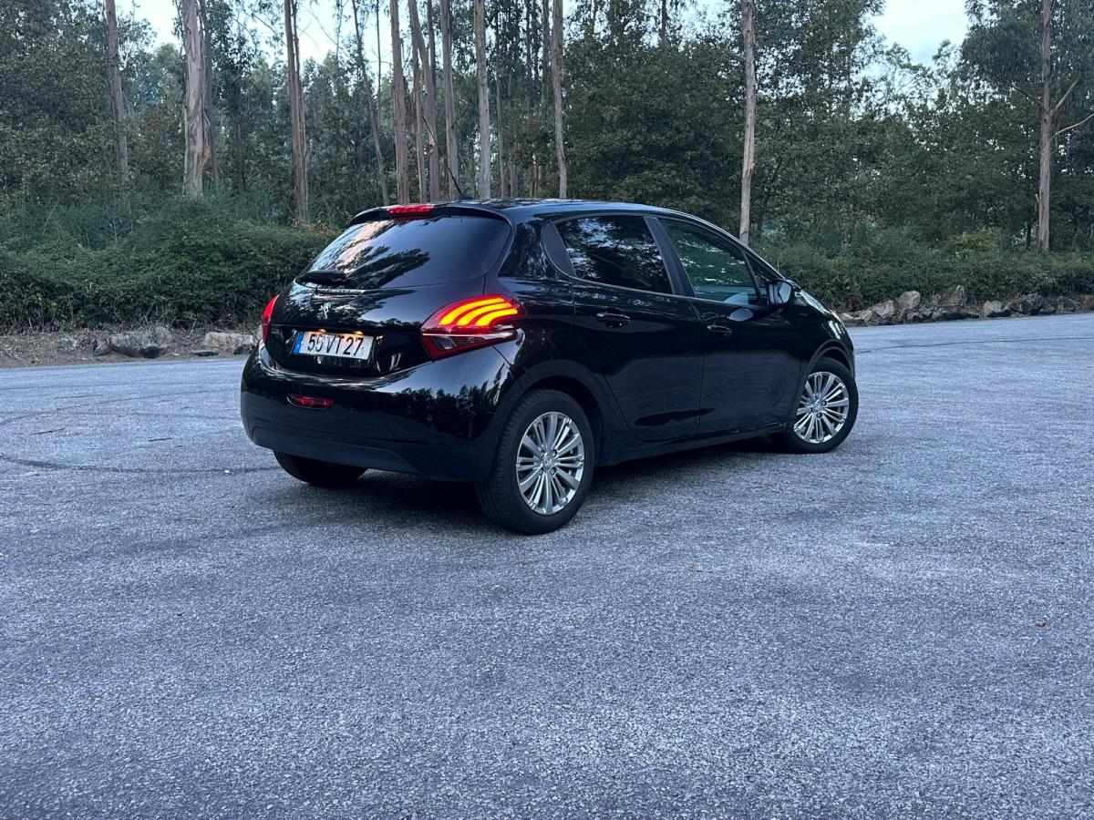 peugeot-208-2018-diesel-1499cc