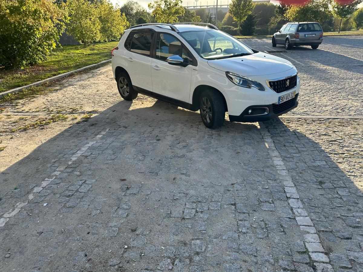 peugeot-2008-2018-diesel-1499cc