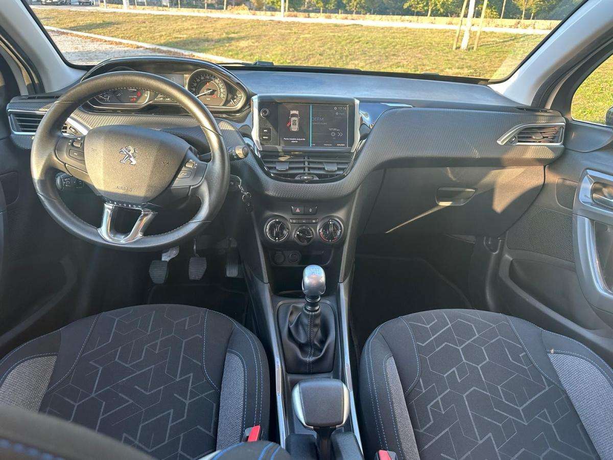 peugeot-2008-2018-diesel-1499cc