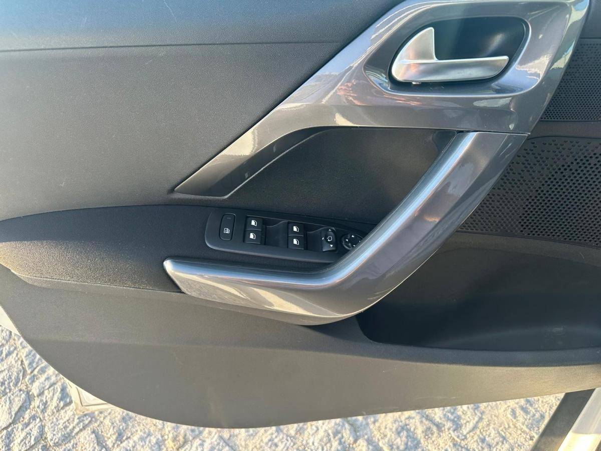 peugeot-2008-2018-diesel-1499cc