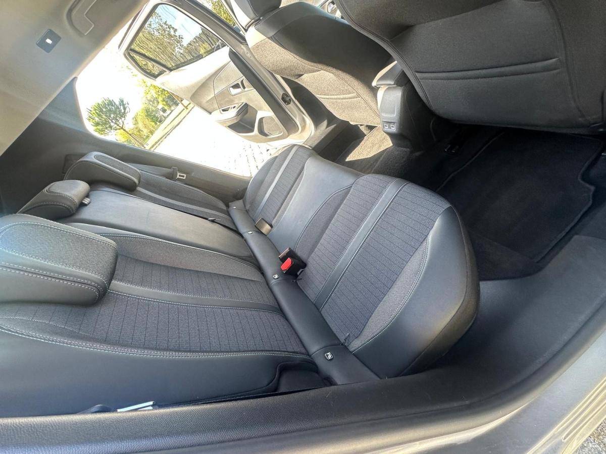 peugeot-2008-2022-diesel-1499cc