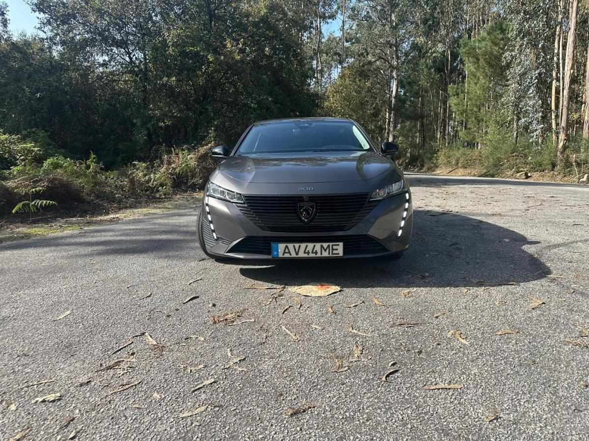 peugeot-308-sw-2022-diesel-1499cc