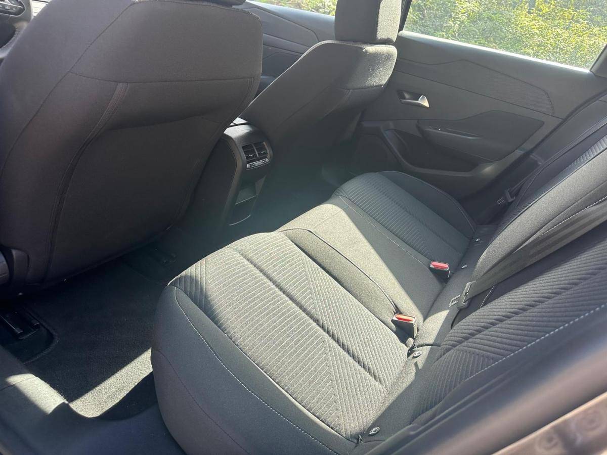 peugeot-308-sw-2022-diesel-1499cc