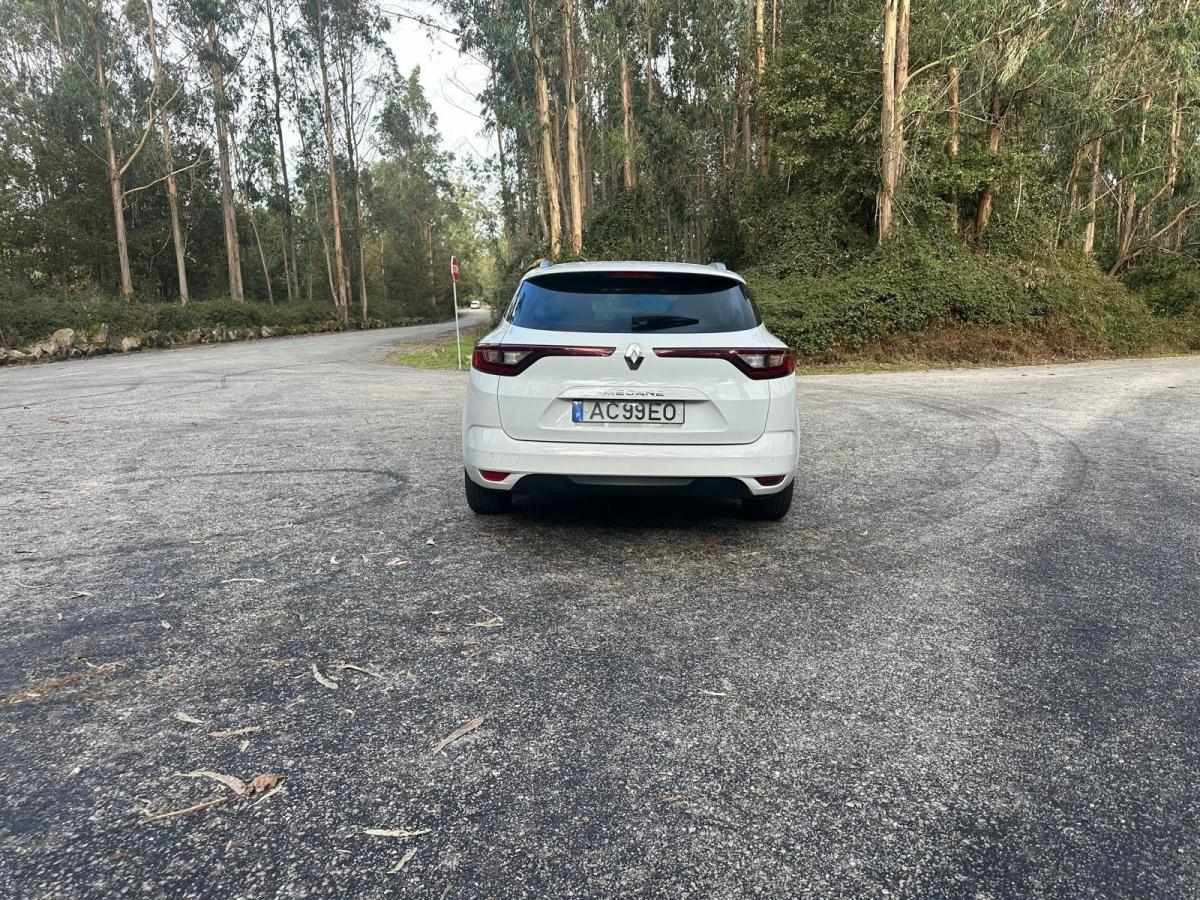 renault-megane-sport-tourer-2020-diesel-1461cc