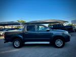 toyota-hilux-2014-diesel-2494cc