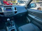 toyota-hilux-2014-diesel-2494cc