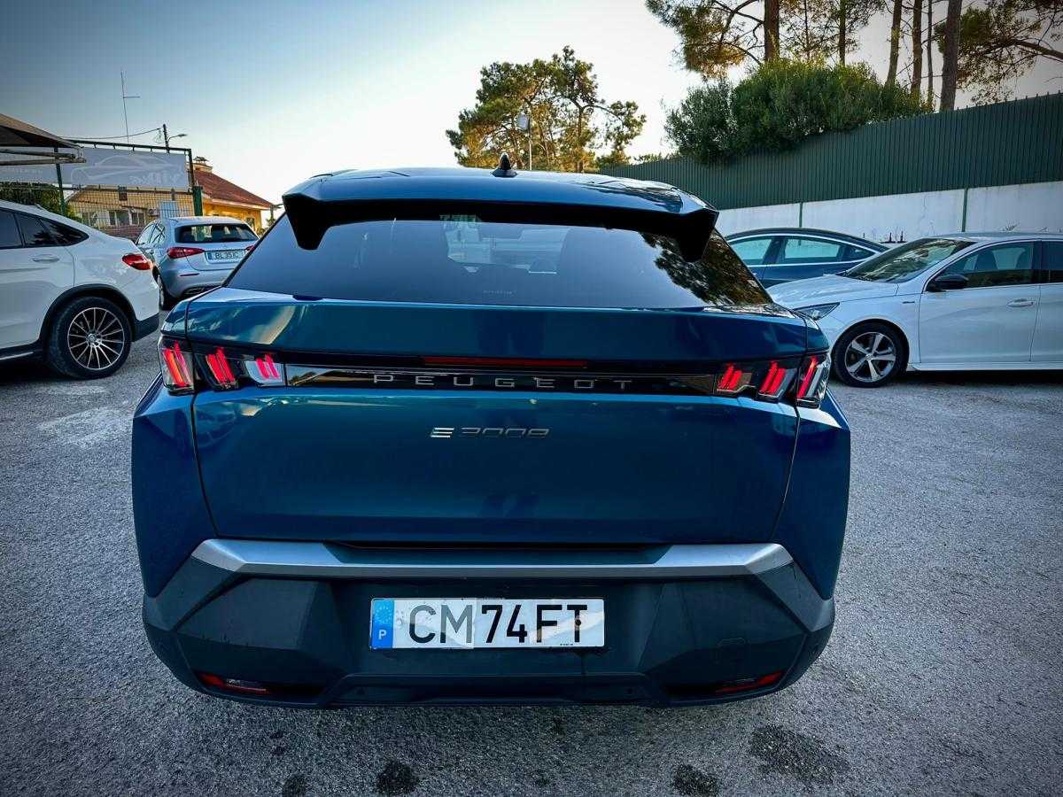 peugeot-e-3008-2024-eletrico-0cc