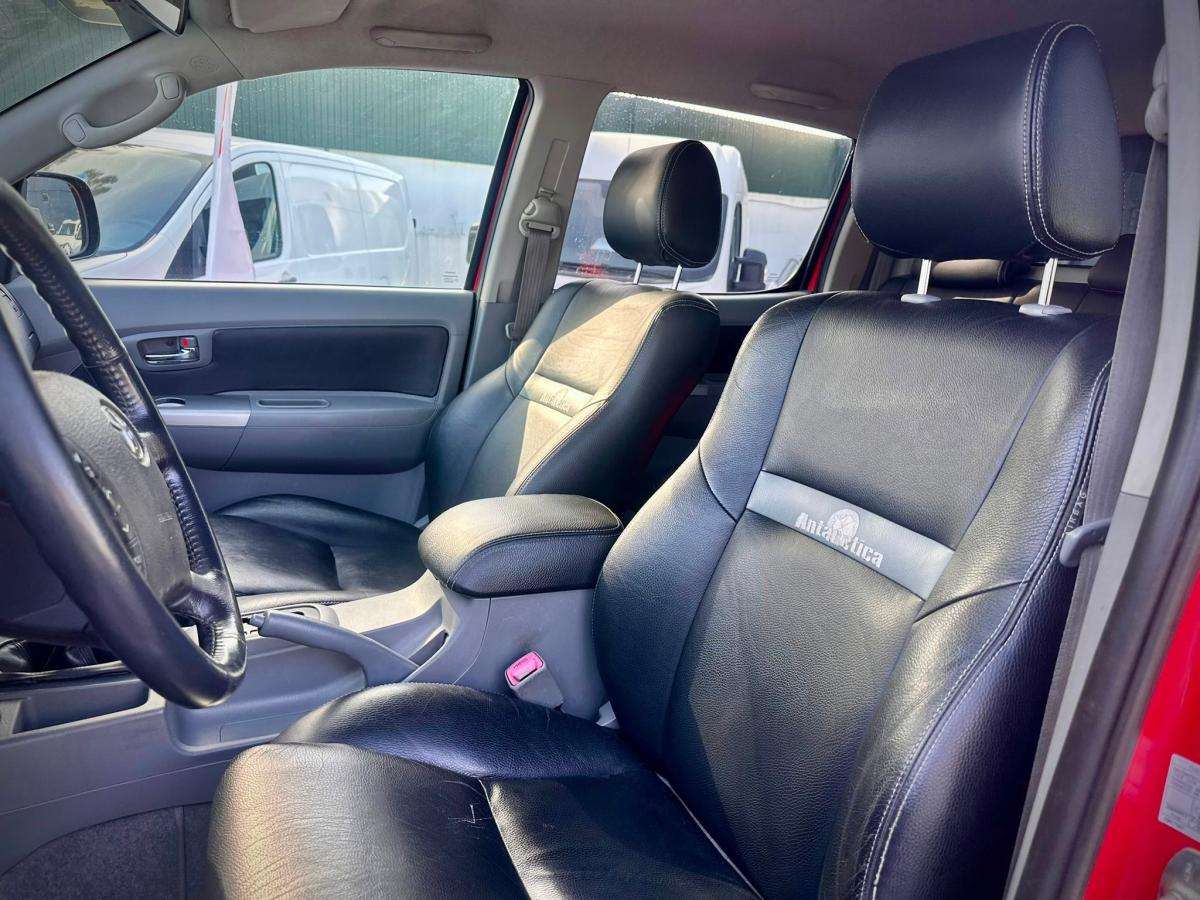 toyota-hilux-2011-diesel-2982cc