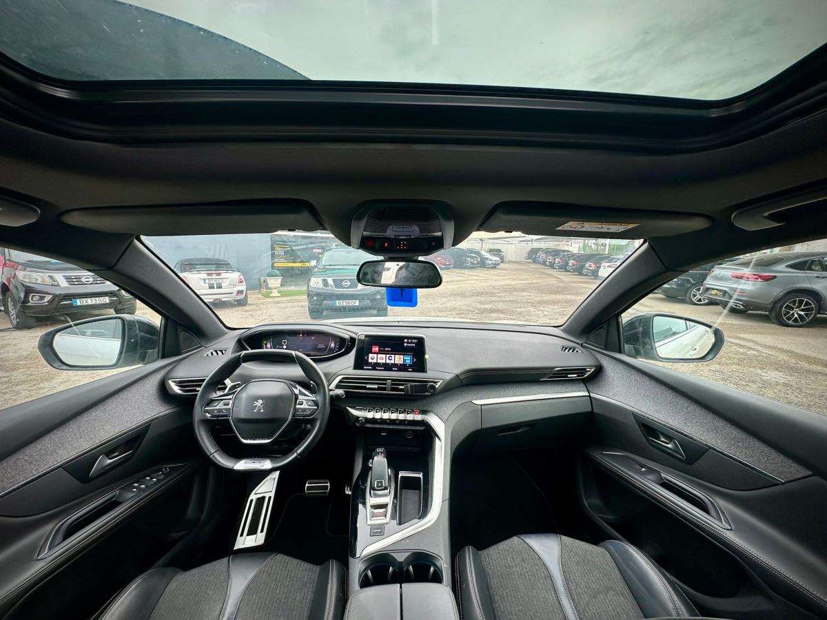 peugeot-5008-2018-diesel-1499cc