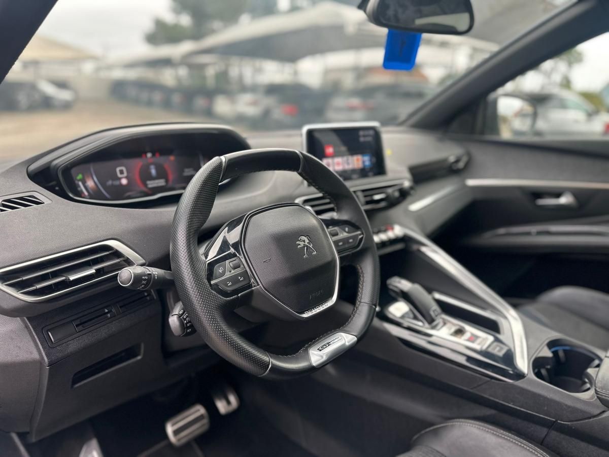 peugeot-5008-2018-diesel-1499cc