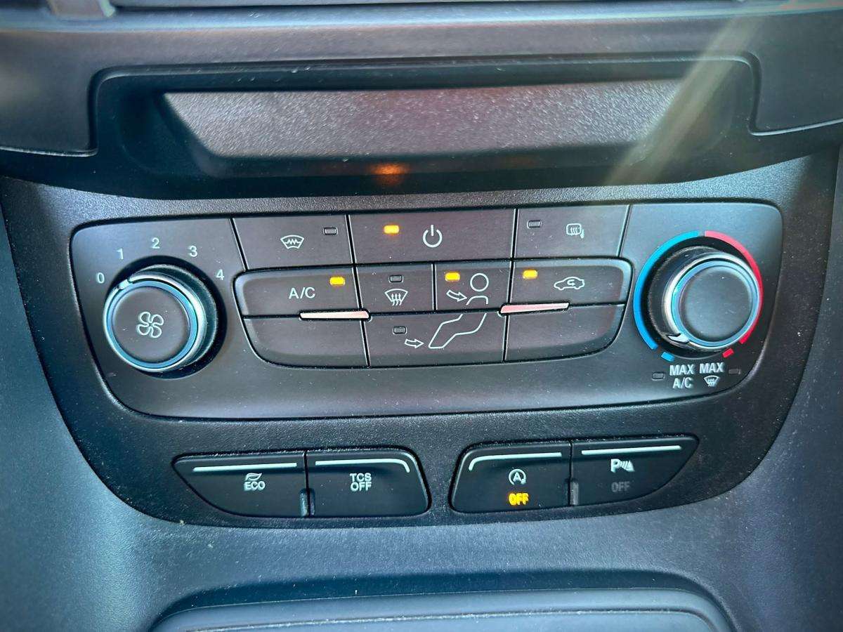 ford-transit-connect-2020-diesel-1499cc