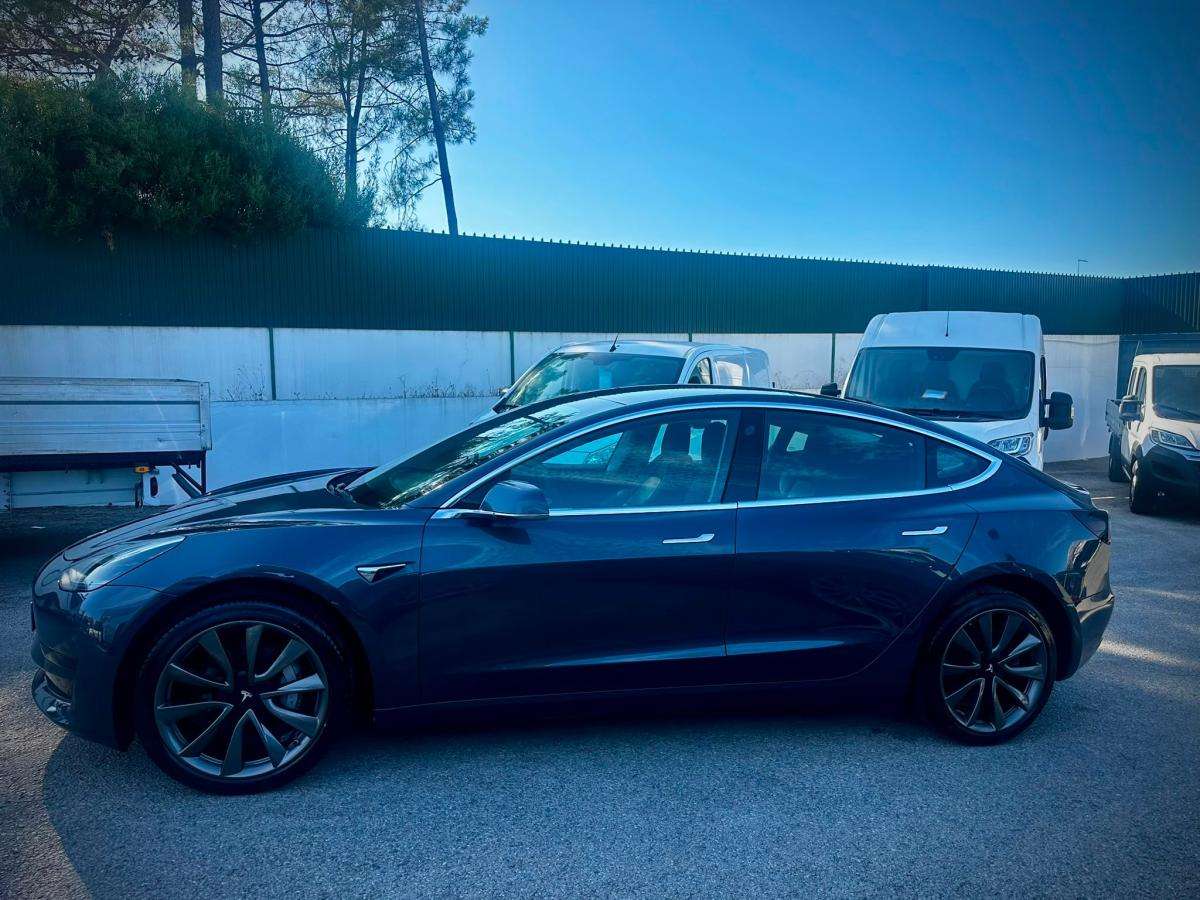 tesla-model-3-2019-eletrico-0cc