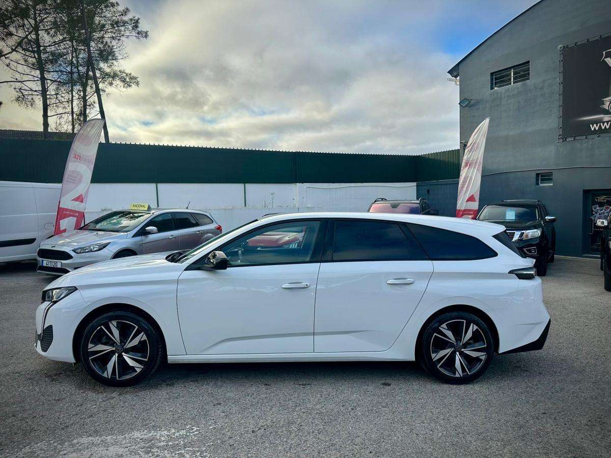 peugeot-308-sw-2022-diesel-1499cc