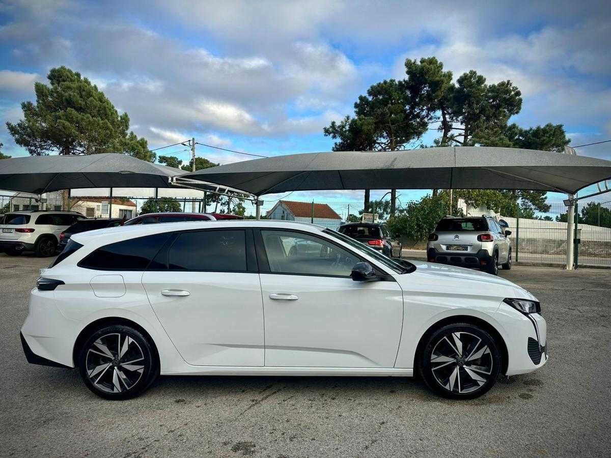 peugeot-308-sw-2022-diesel-1499cc
