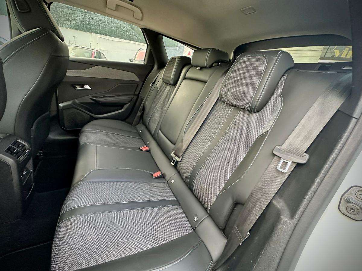 peugeot-308-sw-2022-diesel-1499cc