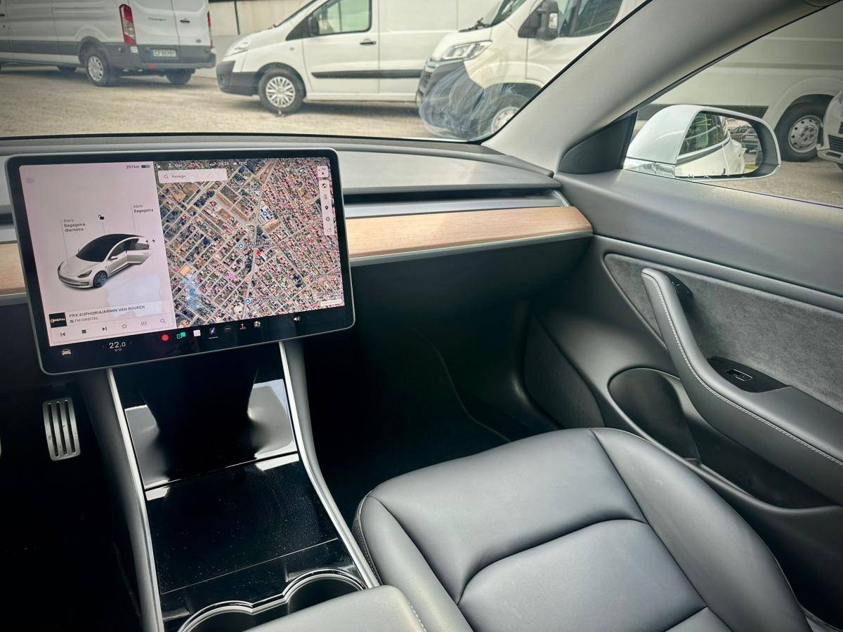 tesla-model-3-2022-eletrico-0cc