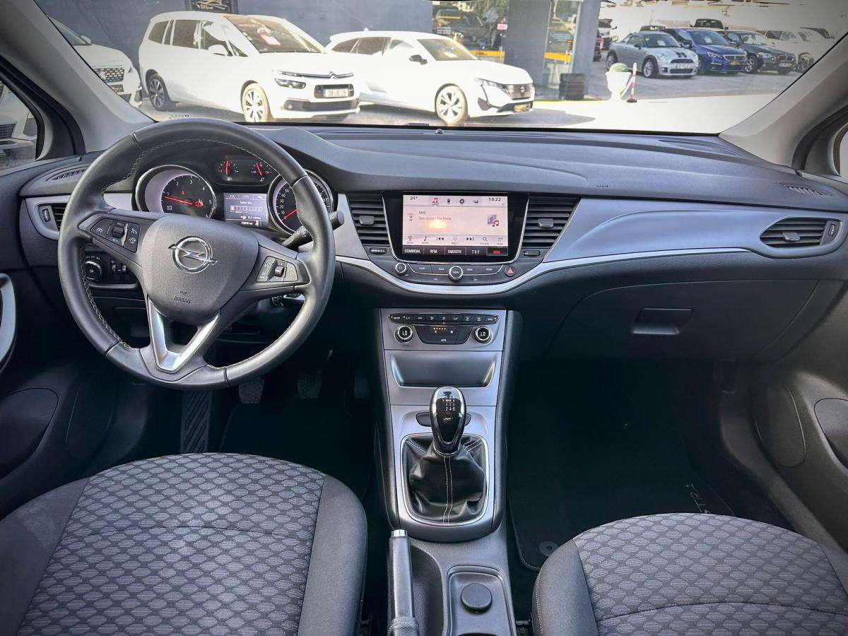opel-astra-2018-diesel-1598cc