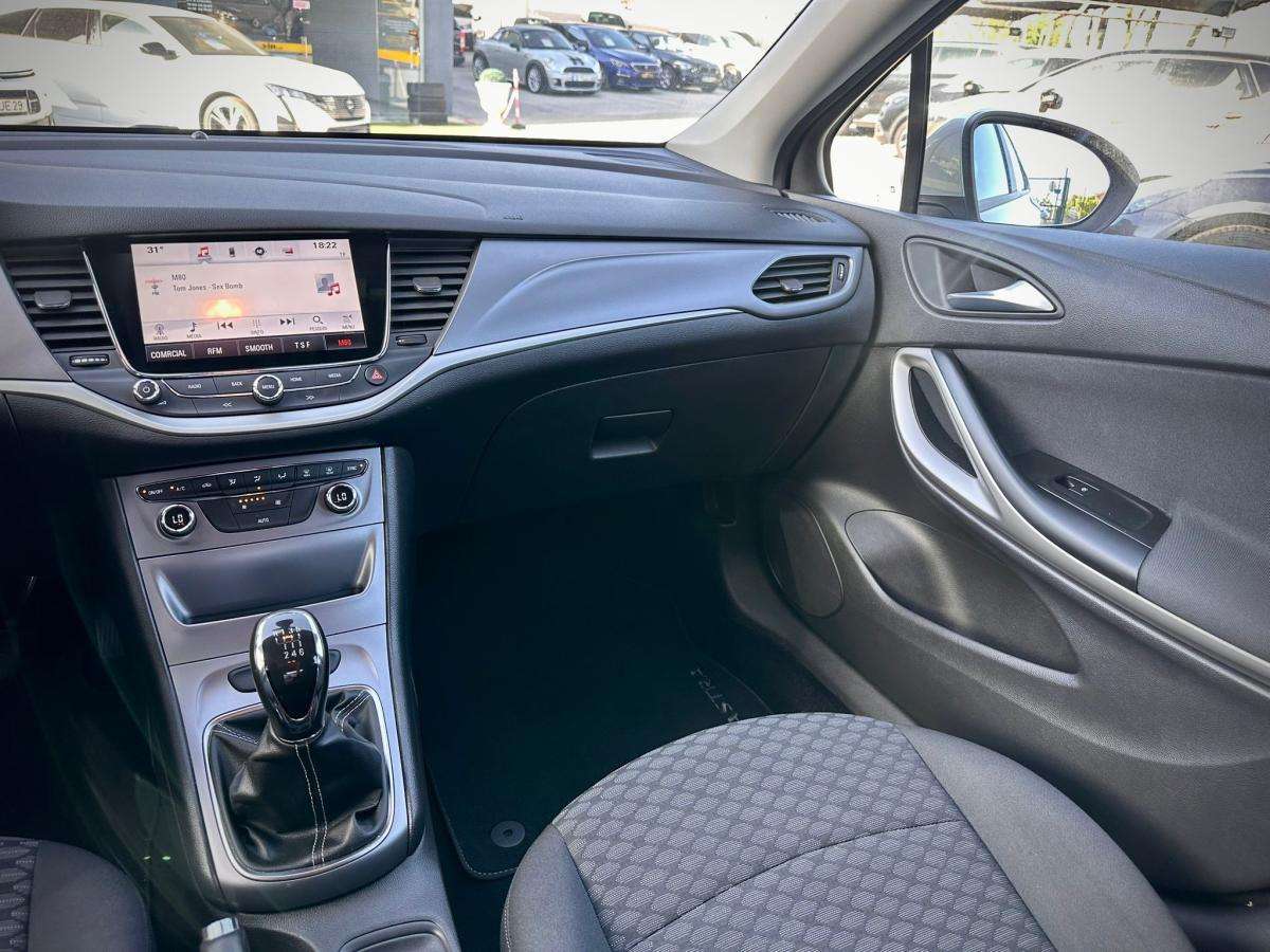 opel-astra-2018-diesel-1598cc