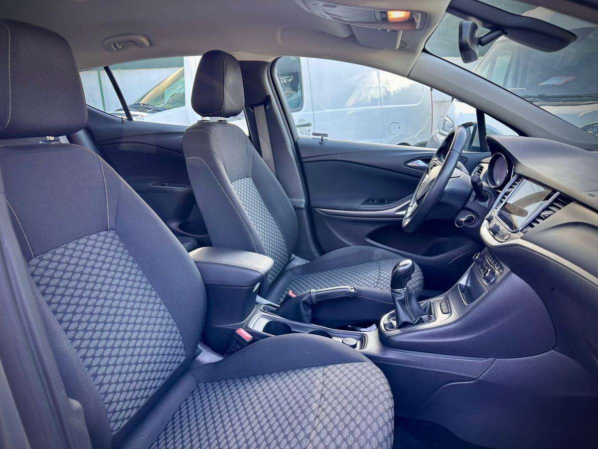 opel-astra-2018-diesel-1598cc