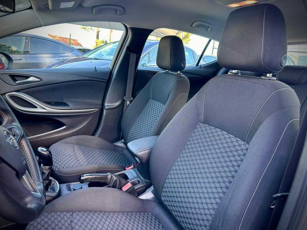 opel-astra-2018-diesel-1598cc