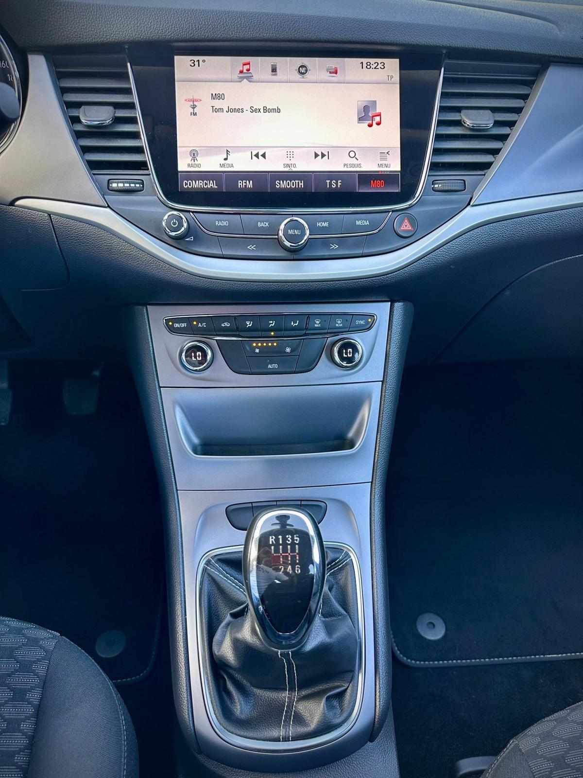 opel-astra-2018-diesel-1598cc