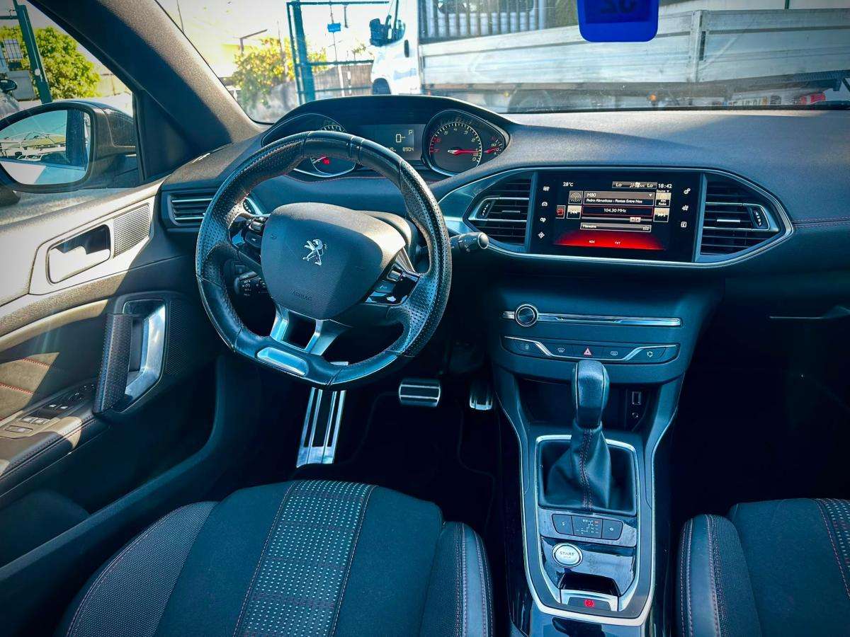 peugeot-308-2017-gasolina-1199cc