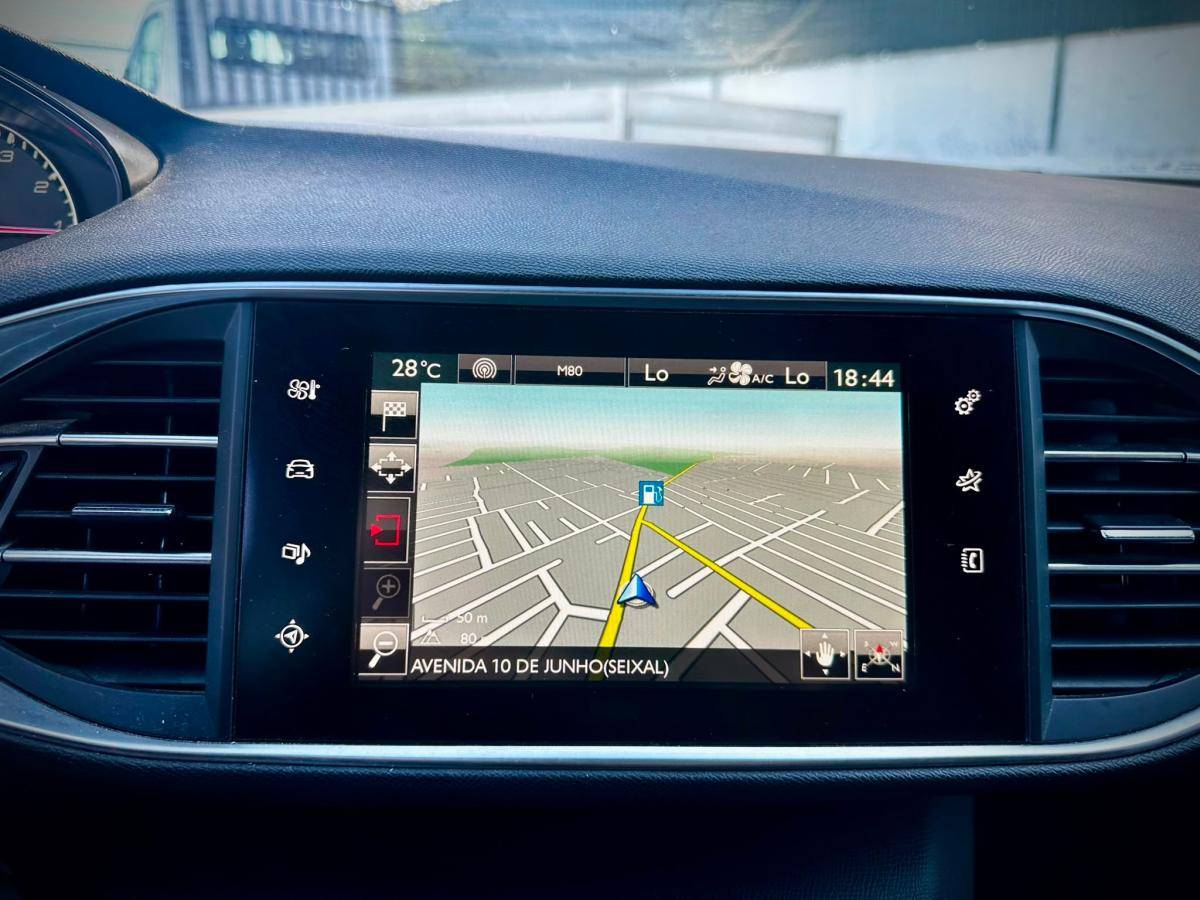 peugeot-308-2017-gasolina-1199cc