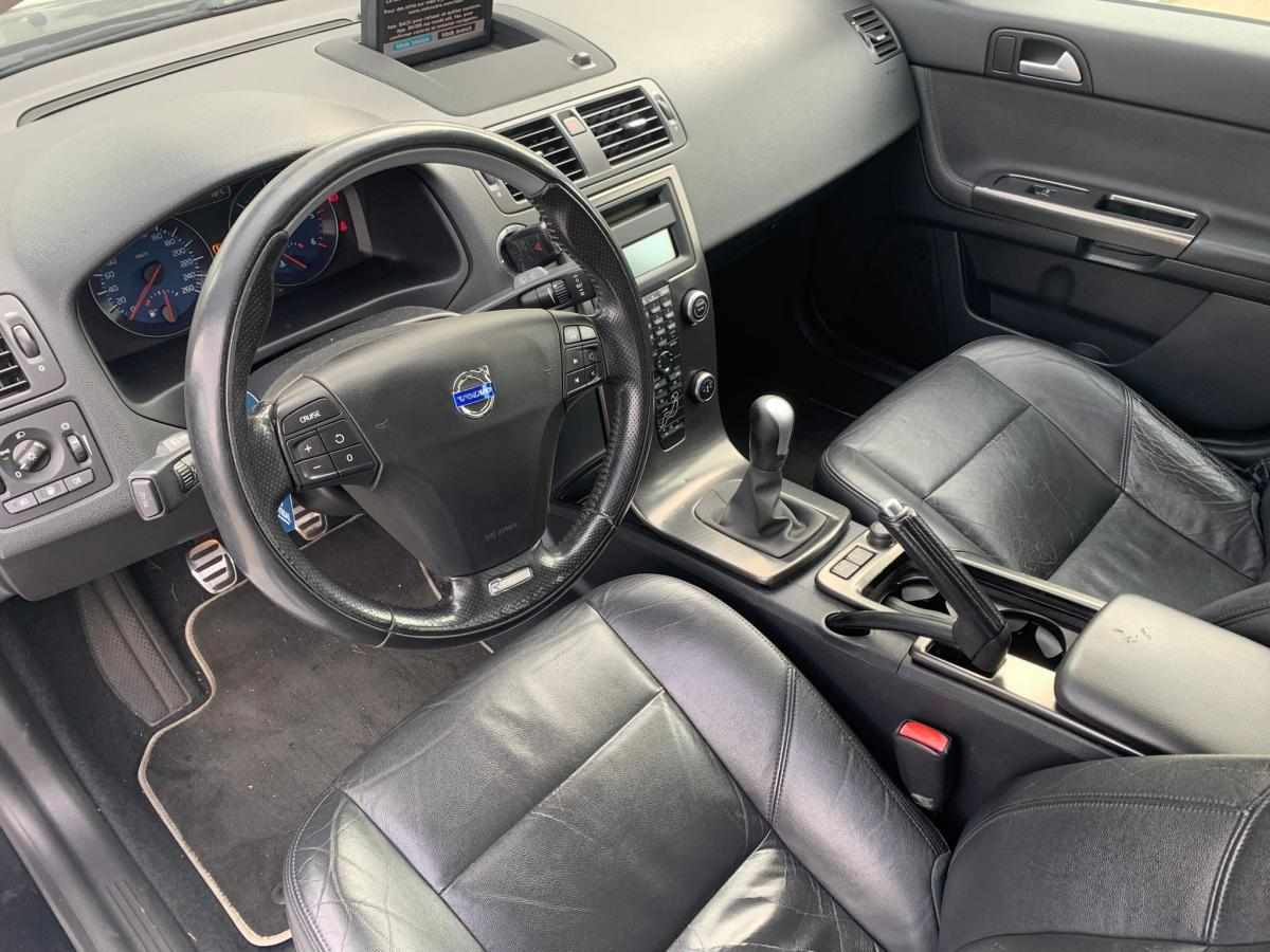 volvo-v50-d2-1-6-2011-diesel-1560cc