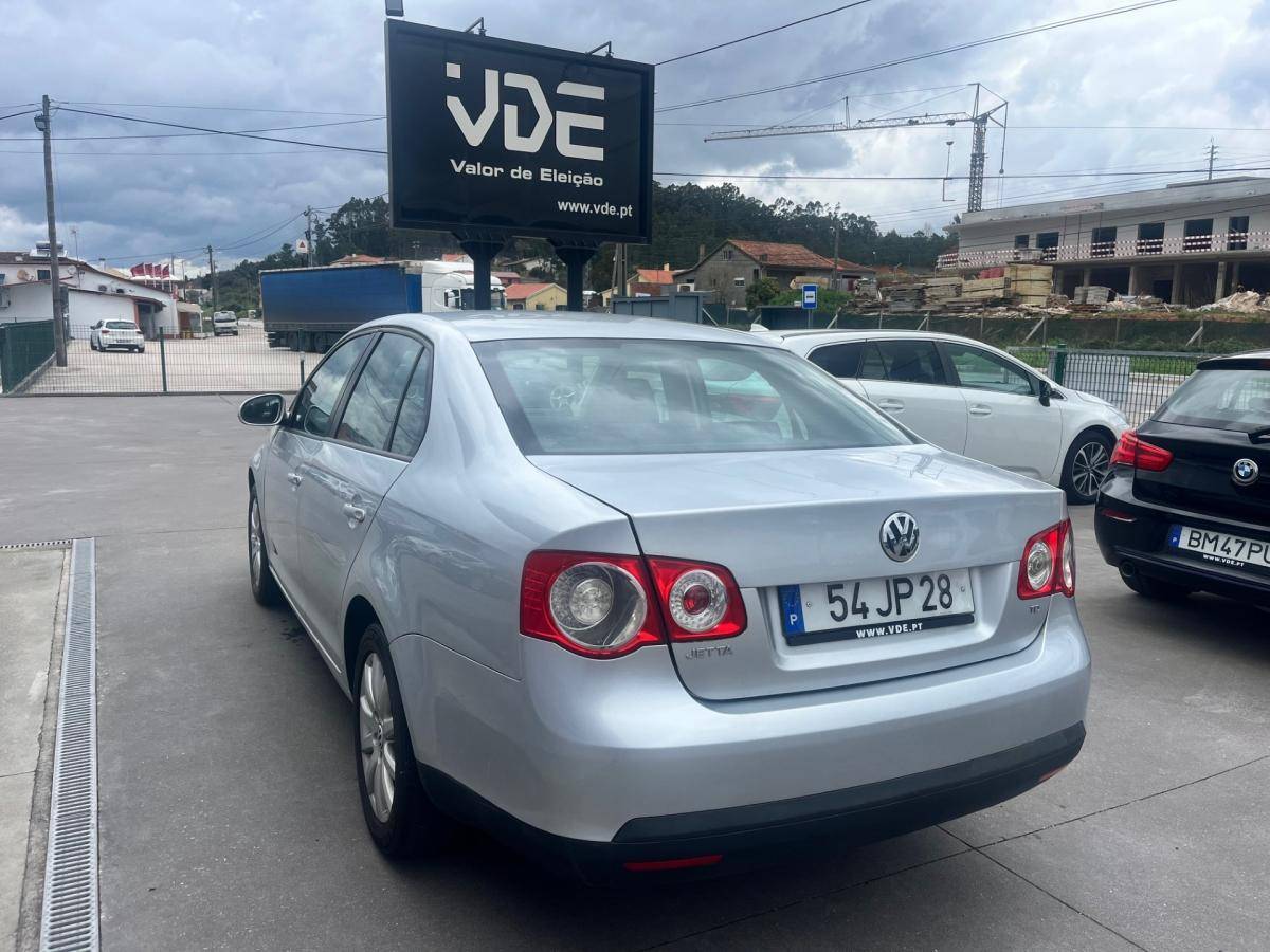 volkswagen-jetta-2010-diesel-1598cc