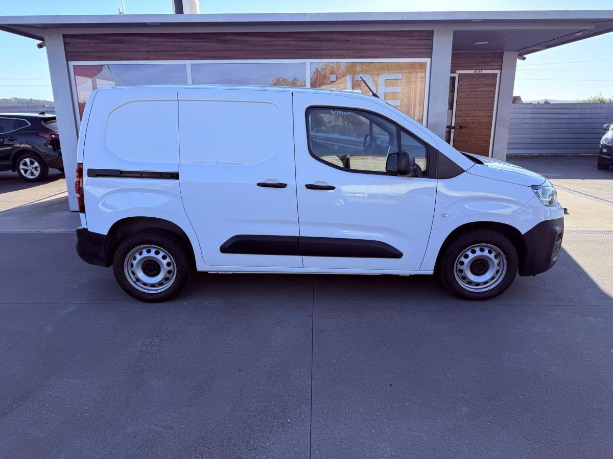 citroen-berlingo-2021-diesel-1499cc
