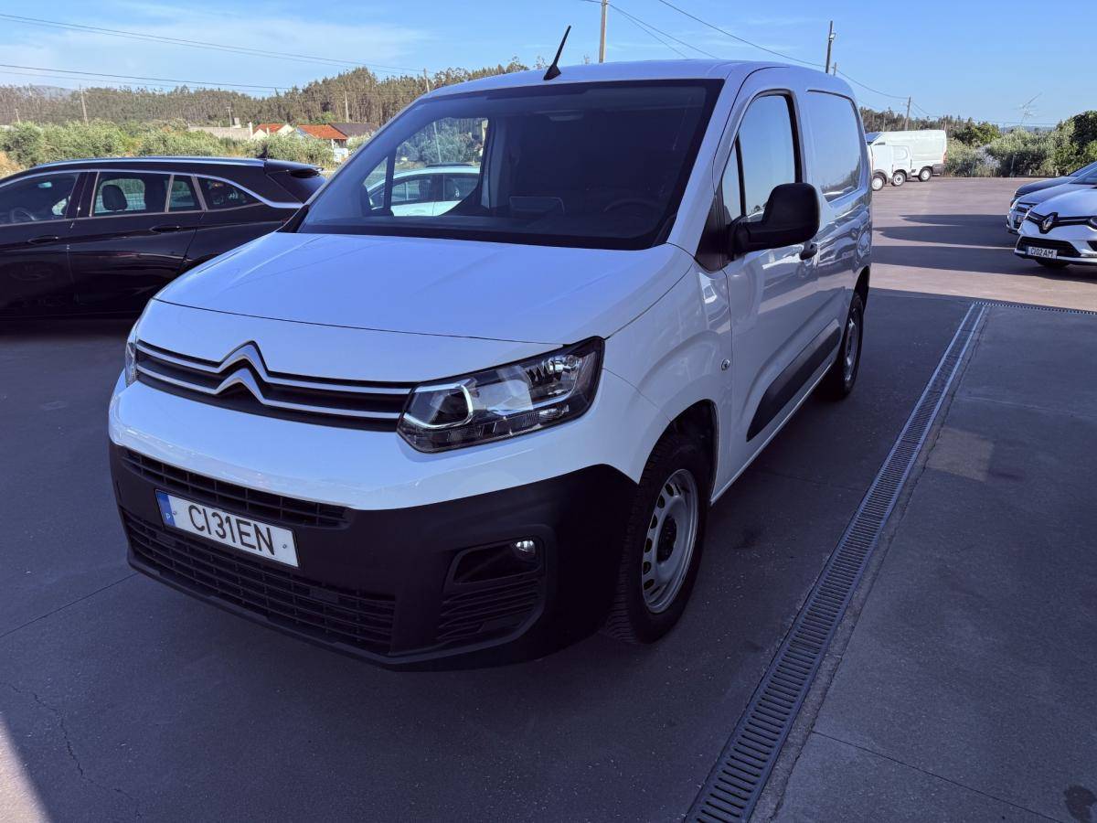 citroen-berlingo-2021-diesel-1499cc