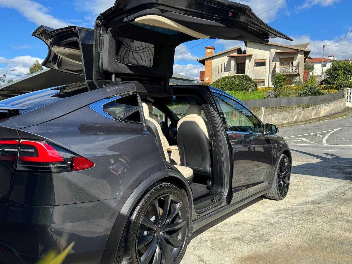 tesla-model-x-2020-eletrico-500cc