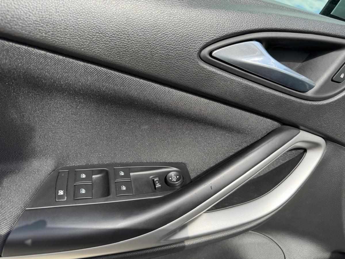 opel-astra-2020-gasolina-1199cc