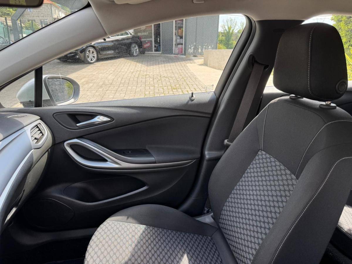opel-astra-2020-gasolina-1199cc